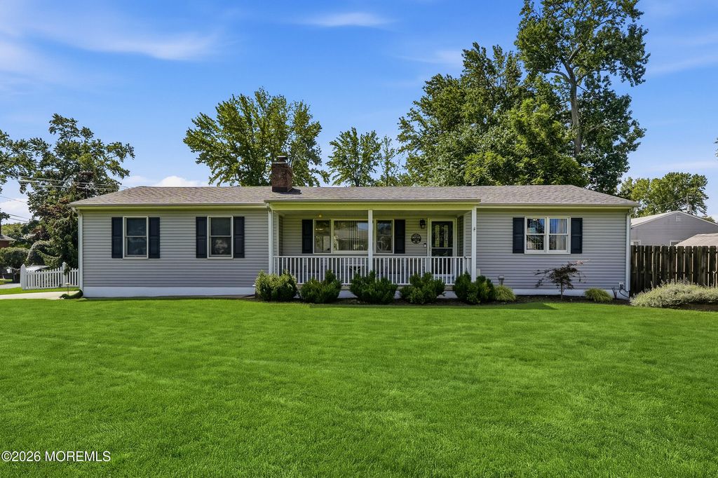 704 Dow Avenue, Oakhurst, NJ 07755