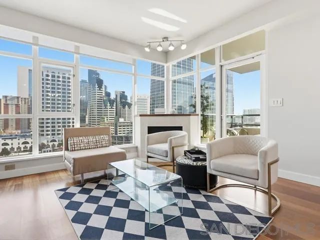 1199 Pacific Hwy 1303, San Diego, CA 92101