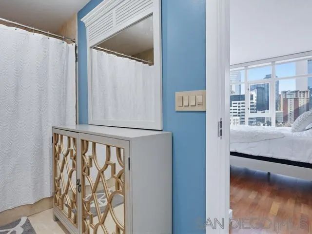 1199 Pacific Hwy 1303, San Diego, CA 92101