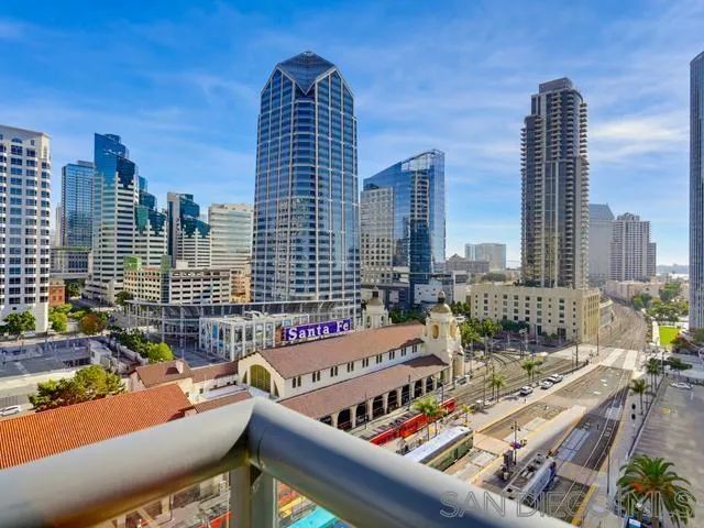 1199 Pacific Hwy 1303, San Diego, CA 92101