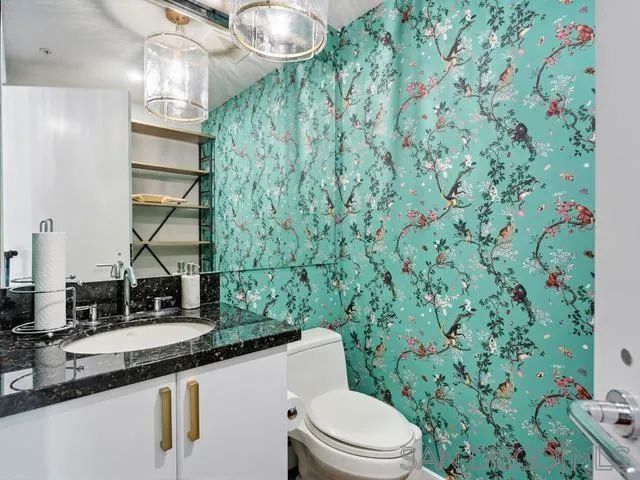 1199 Pacific Hwy 1303, San Diego, CA 92101