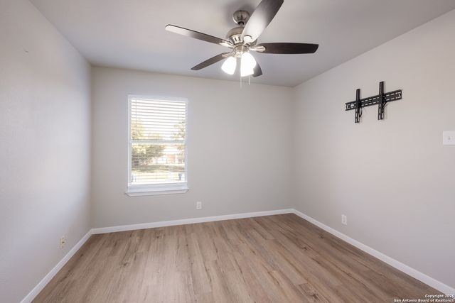 7211 Falcon Trail, San Antonio, TX 78227