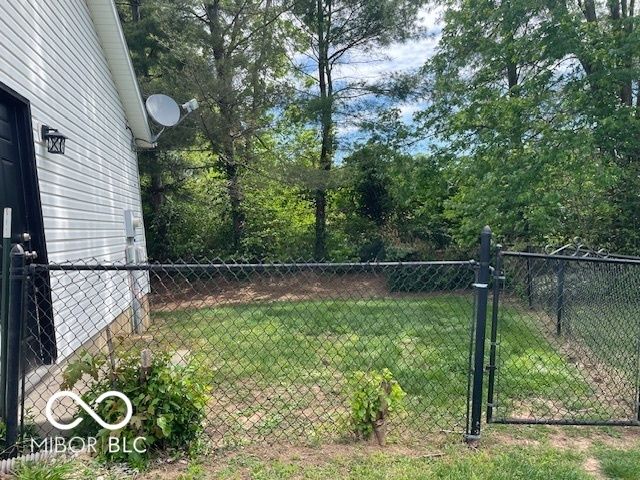 322 W Persimmon Court, Bloomington, IN 47403