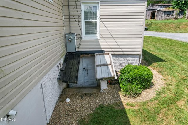 17461 Wyndale Road, Abingdon, VA 24210