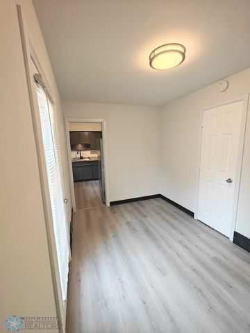 1309 16th Avenue S, Moorhead, MN 56560