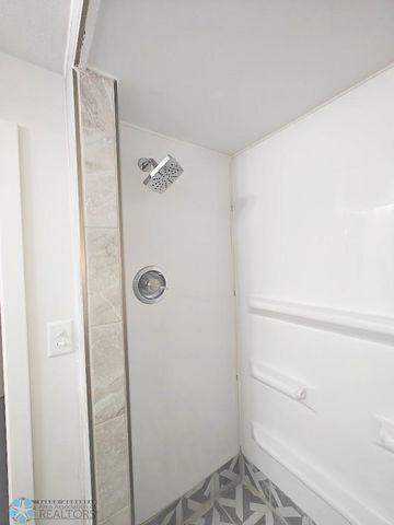 1309 16th Avenue S, Moorhead, MN 56560