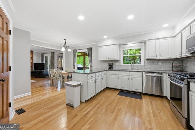 1925 Crescent Ridge, Cumming, GA 30041