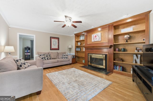 1925 Crescent Ridge, Cumming, GA 30041