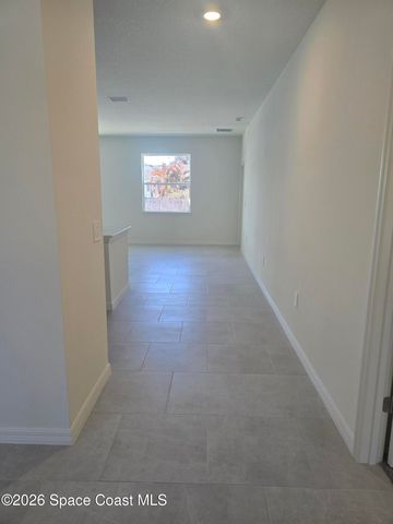 1427 Higbee Street SE, Palm Bay, FL 32909