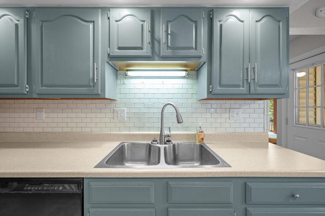 1639 Sioux Trail, Niles, MI 49120