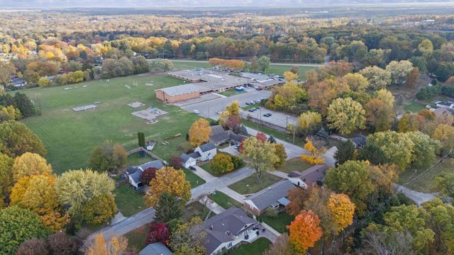 1639 Sioux Trail, Niles, MI 49120