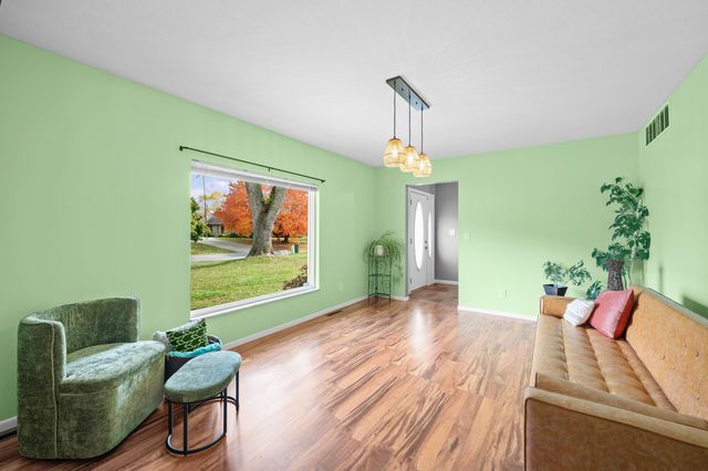 1639 Sioux Trail, Niles, MI 49120