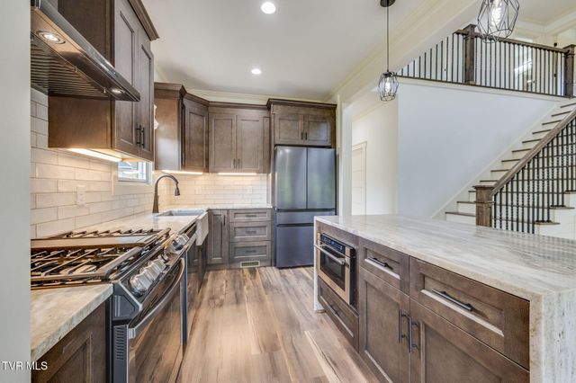 1007 Shadyside Drive, Kingsport, TN 37663