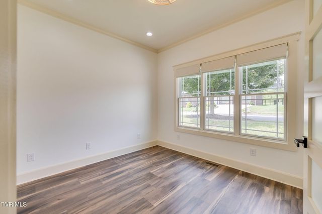 1007 Shadyside Drive, Kingsport, TN 37663