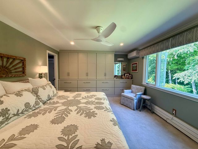 74 Hilltop Place, New London, NH 03257