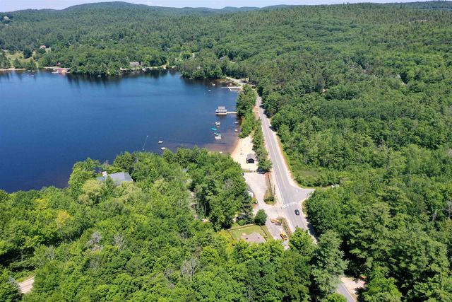 74 Hilltop Place, New London, NH 03257