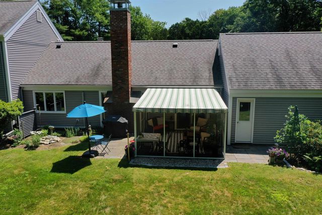 74 Hilltop Place, New London, NH 03257
