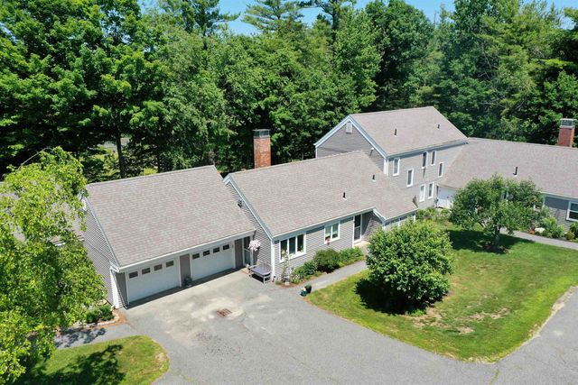 74 Hilltop Place, New London, NH 03257