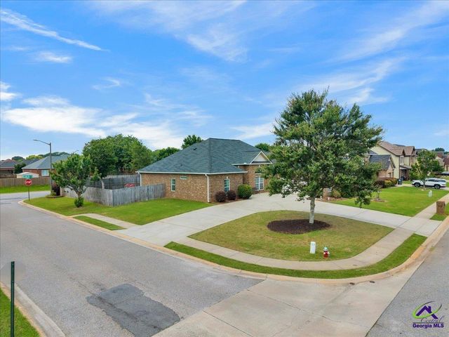 300 Post Oak Way, Warner Robins, GA 31088