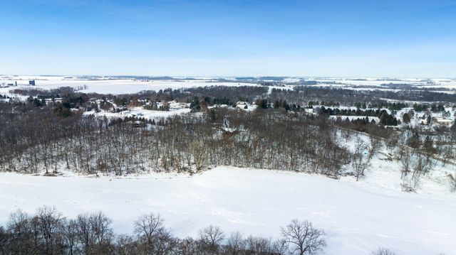 1203 W Mud Creek Road, Oregon, IL 61061