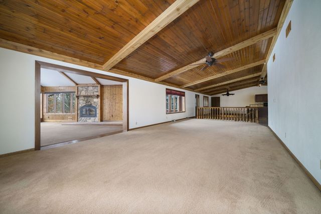 1203 W Mud Creek Road, Oregon, IL 61061