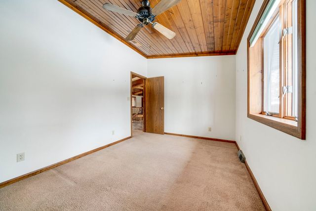 1203 W Mud Creek Road, Oregon, IL 61061