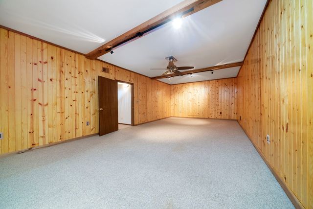 1203 W Mud Creek Road, Oregon, IL 61061