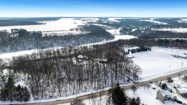 1203 W Mud Creek Road, Oregon, IL 61061