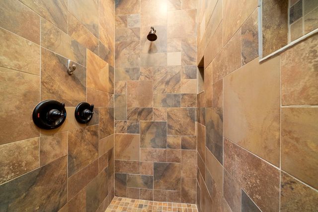 1203 W Mud Creek Road, Oregon, IL 61061