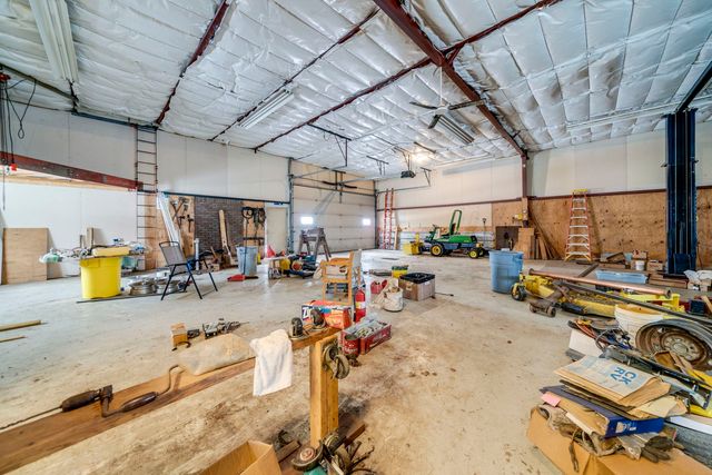 1203 W Mud Creek Road, Oregon, IL 61061