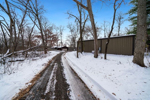 1203 W Mud Creek Road, Oregon, IL 61061