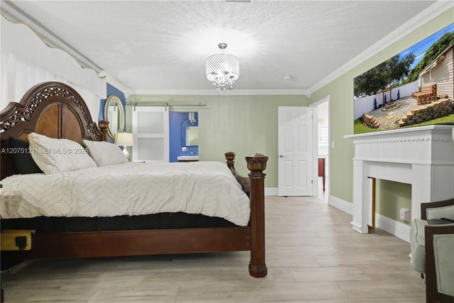 6620 SW 6th Street, Pembroke Pines, FL 33023