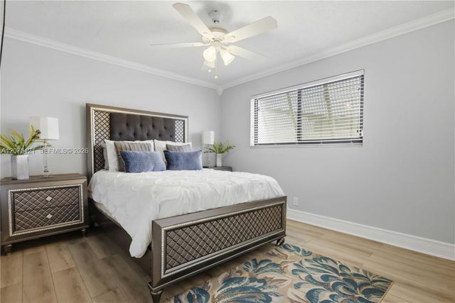 6620 SW 6th Street, Pembroke Pines, FL 33023