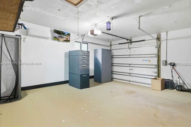 6620 SW 6th Street, Pembroke Pines, FL 33023