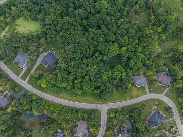 7513 Maple Ridge Drive, Independence Charter Township, MI 48346