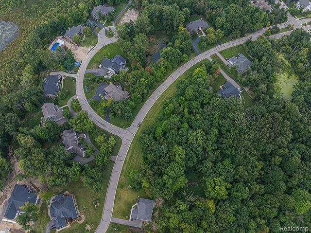 7513 Maple Ridge Drive, Independence Charter Township, MI 48346