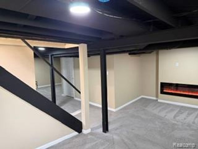 20221 Washtenaw, Harper Woods, MI 48225