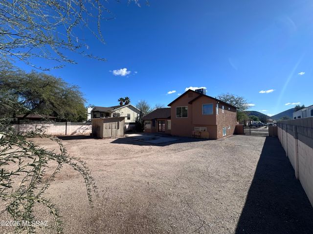 3370 W Placita De La Bajada, Tucson, AZ 85746
