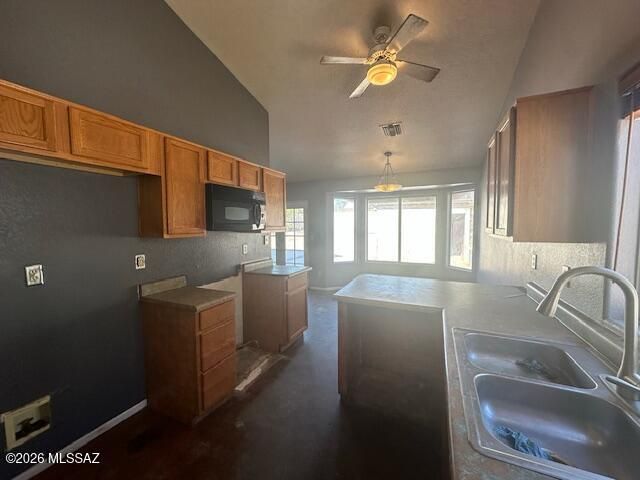 3370 W Placita De La Bajada, Tucson, AZ 85746