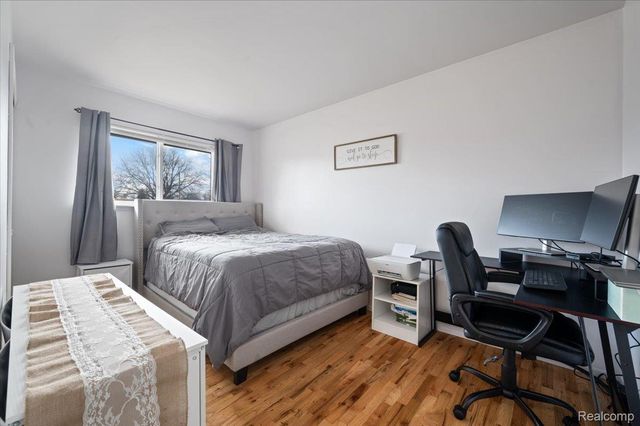 28992 Kathryn Street, Garden City, MI 48135