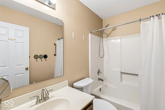 8884 Lahr Court, Indianapolis, IN 46256