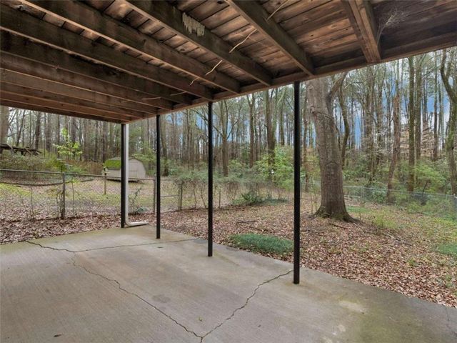 905 Sweet Briar Lane, Conyers, GA 30094