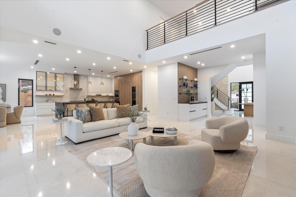 451 NW 7th Avenue, Boca Raton, FL 33486