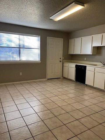 501 SW 11th Street A, Bentonville, AR 72712