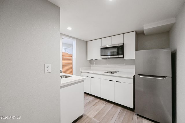 3025 N 32nd Street Apt 27, Phoenix, AZ 85018