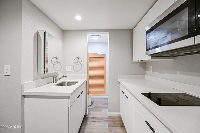 3025 N 32nd Street Apt 27, Phoenix, AZ 85018