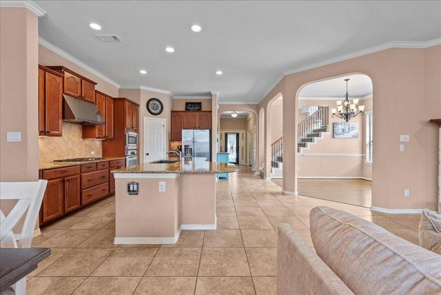 606 W Fork, Webster, TX 77598