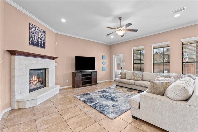 606 W Fork, Webster, TX 77598