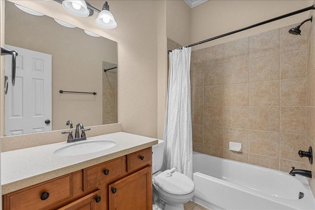 606 W Fork, Webster, TX 77598