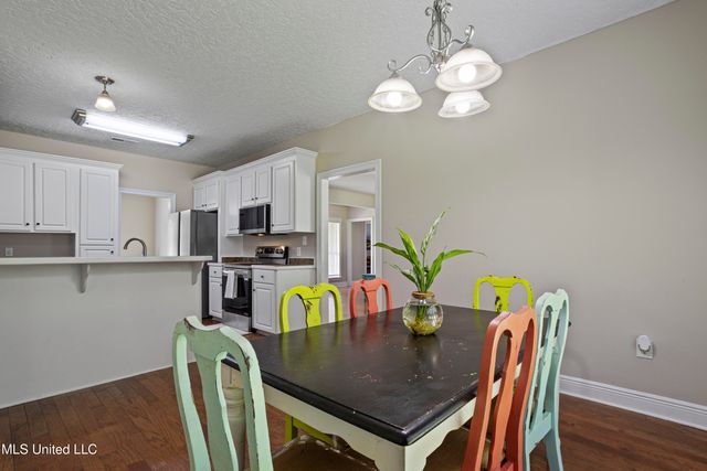 20 Rachel Lane, Perkinston, MS 39573